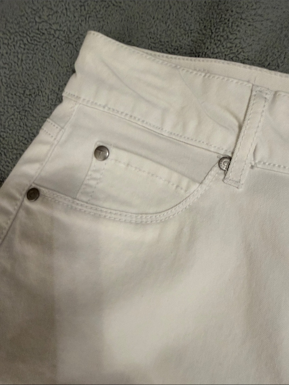 Tahari White Denim Jean Shorts for Women - Picture 5 of 12